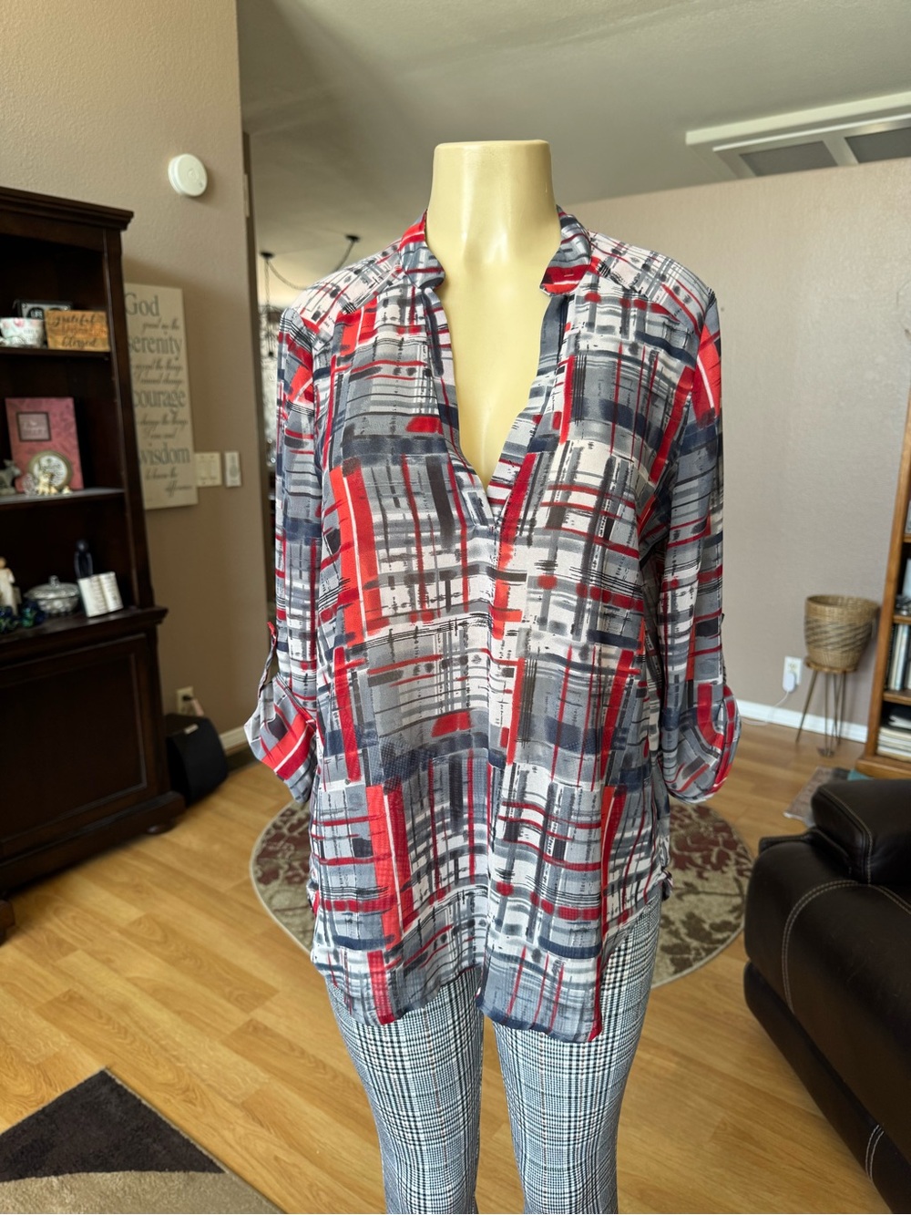 Teenbell red & gray abstract plaid long roll tab sleeves V-neck blouse-size L